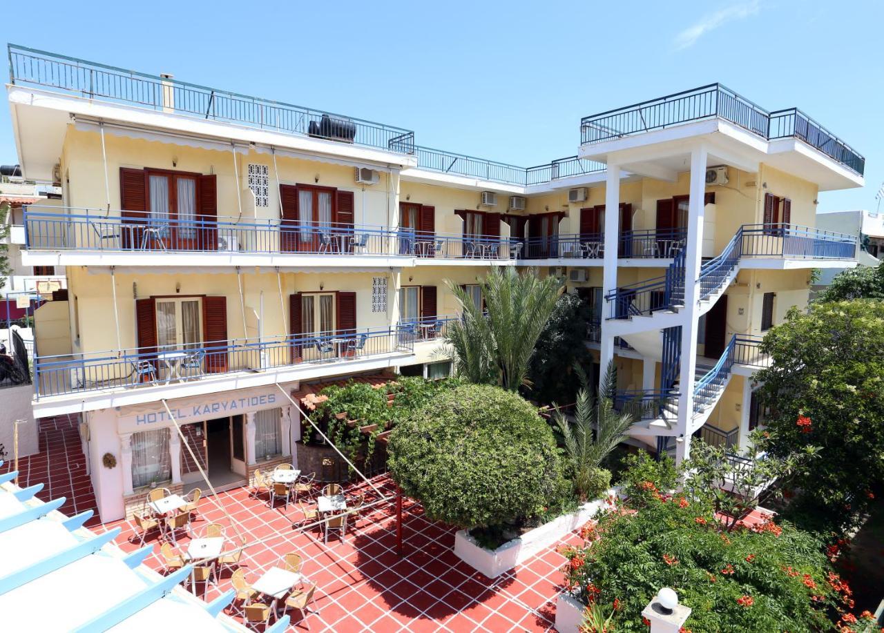 Hotel Karyatides Agia Marina  Esterno foto